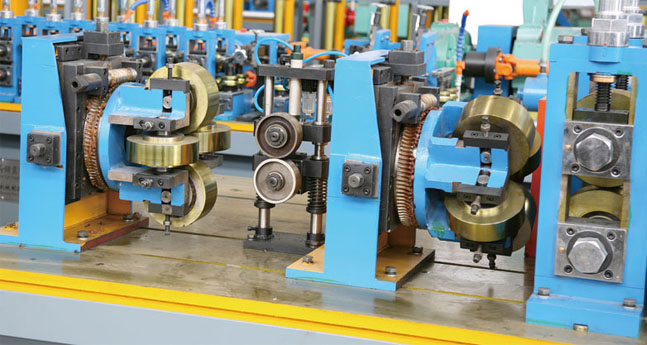 高頻焊管機組強勢來襲,你hold住了嗎 高頻焊管機組強勢來襲,你hold住了嗎