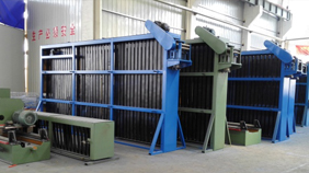 冠杰科技高頻焊管機(jī)儲(chǔ)料倉庫